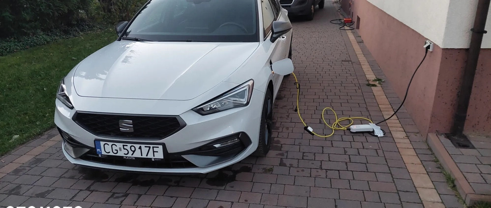 Seat Leon cena 106000 przebieg: 21000, rok produkcji 2020 z Grudziądz małe 191